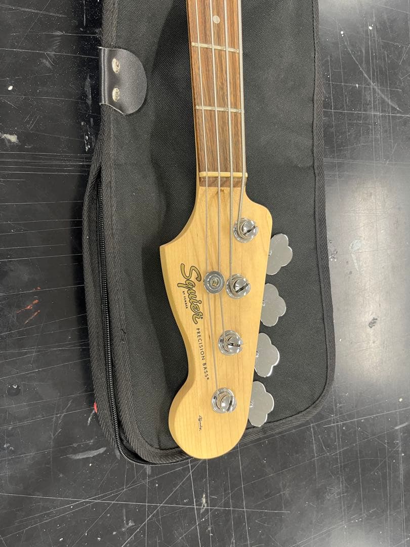 【超美品】Squier by Fender レッド