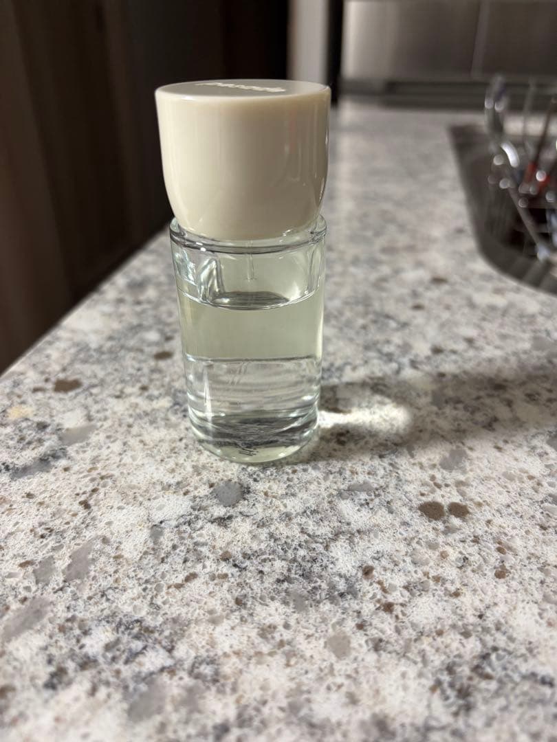 pesade ぺサドゥ30ml In Hindsight