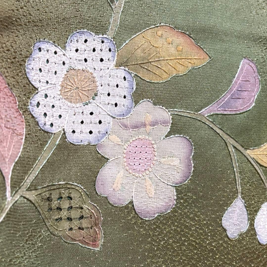 【汕頭刺繍】 金通 キラキラ！ 小振袖 花模様 袷 広衿 身丈約163.5cm