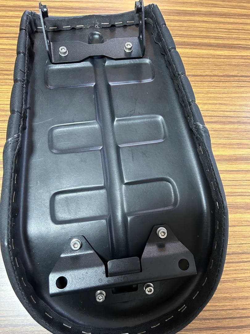 Gクラフトカスタムシート 段付きタックロール モンキー125