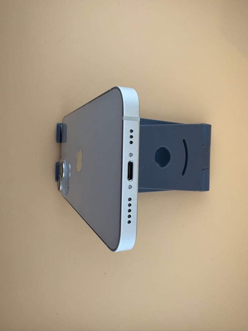 iPhone 14 128GB スターライト SIMフリー　バッテリー100%