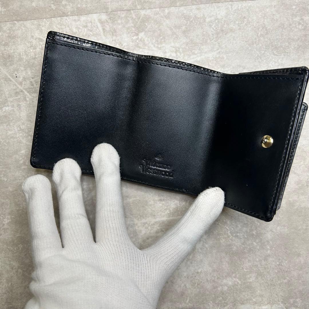 美品✨ Vivienne Westwood ブラック 三つ折財布 小銭入れあり