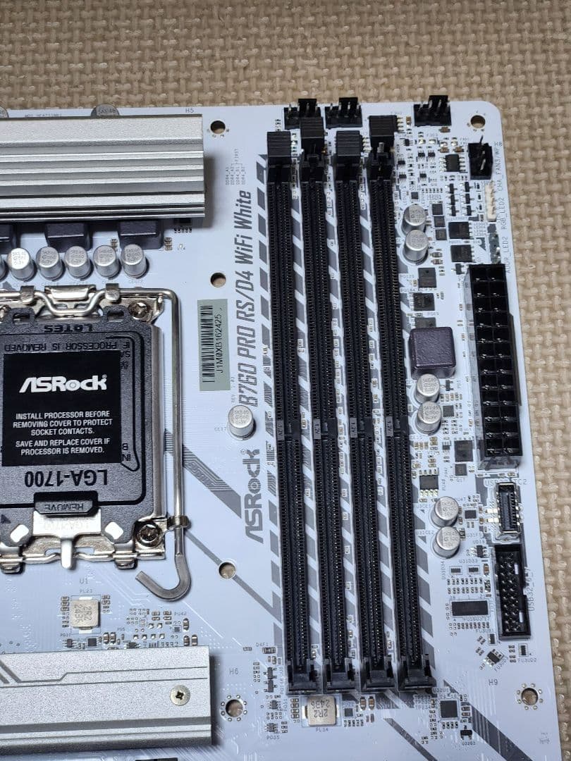 ASRock B760 PRO RS/D4 WiFi White マザーボード