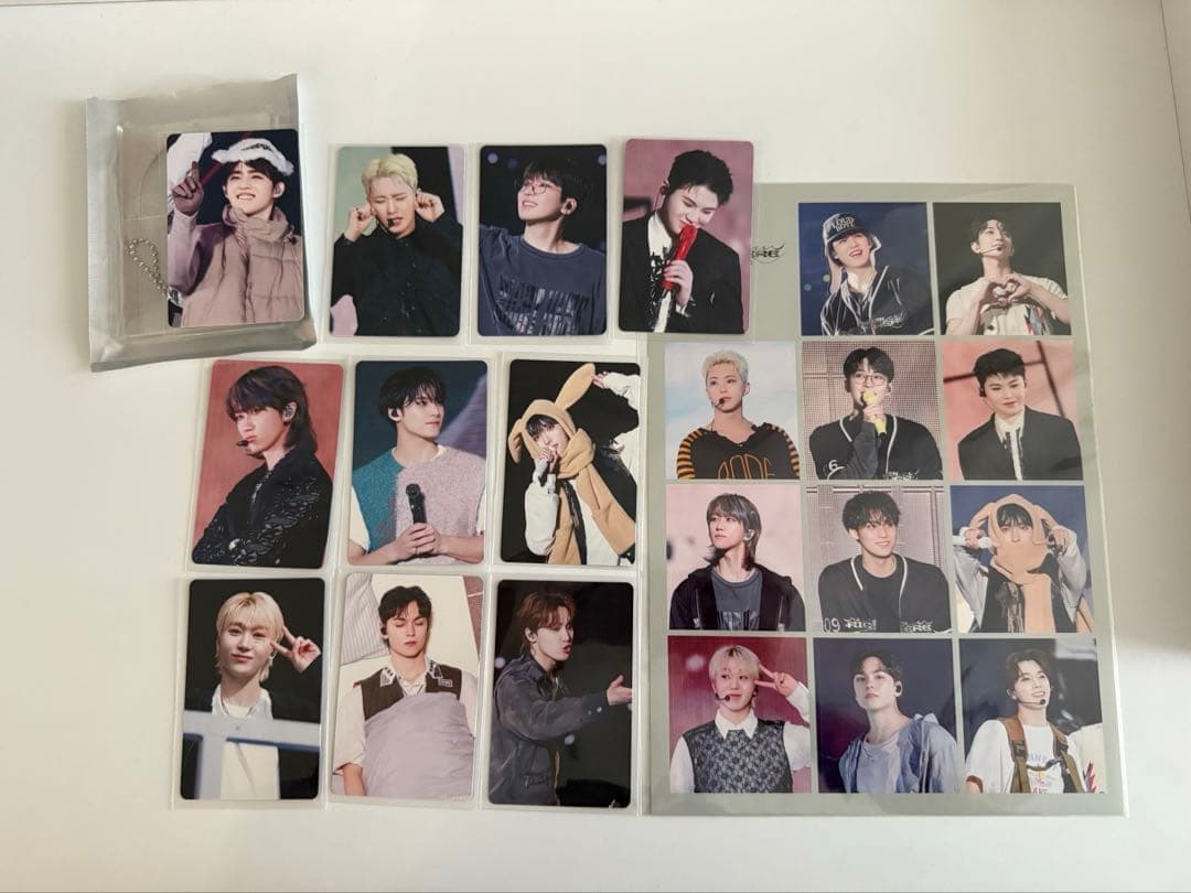SEVENTEEN RIGHT HERE IN JAPAN トレカ　ステッカー