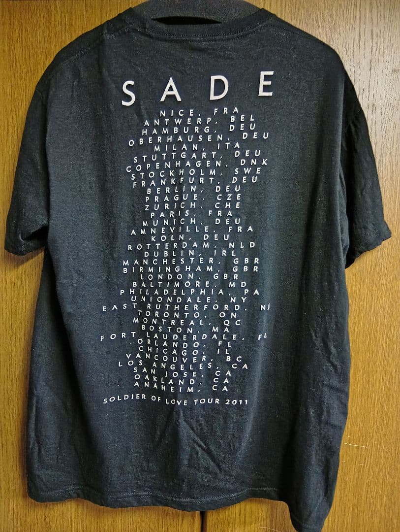 sade ソルジャーオブラブtシャツ