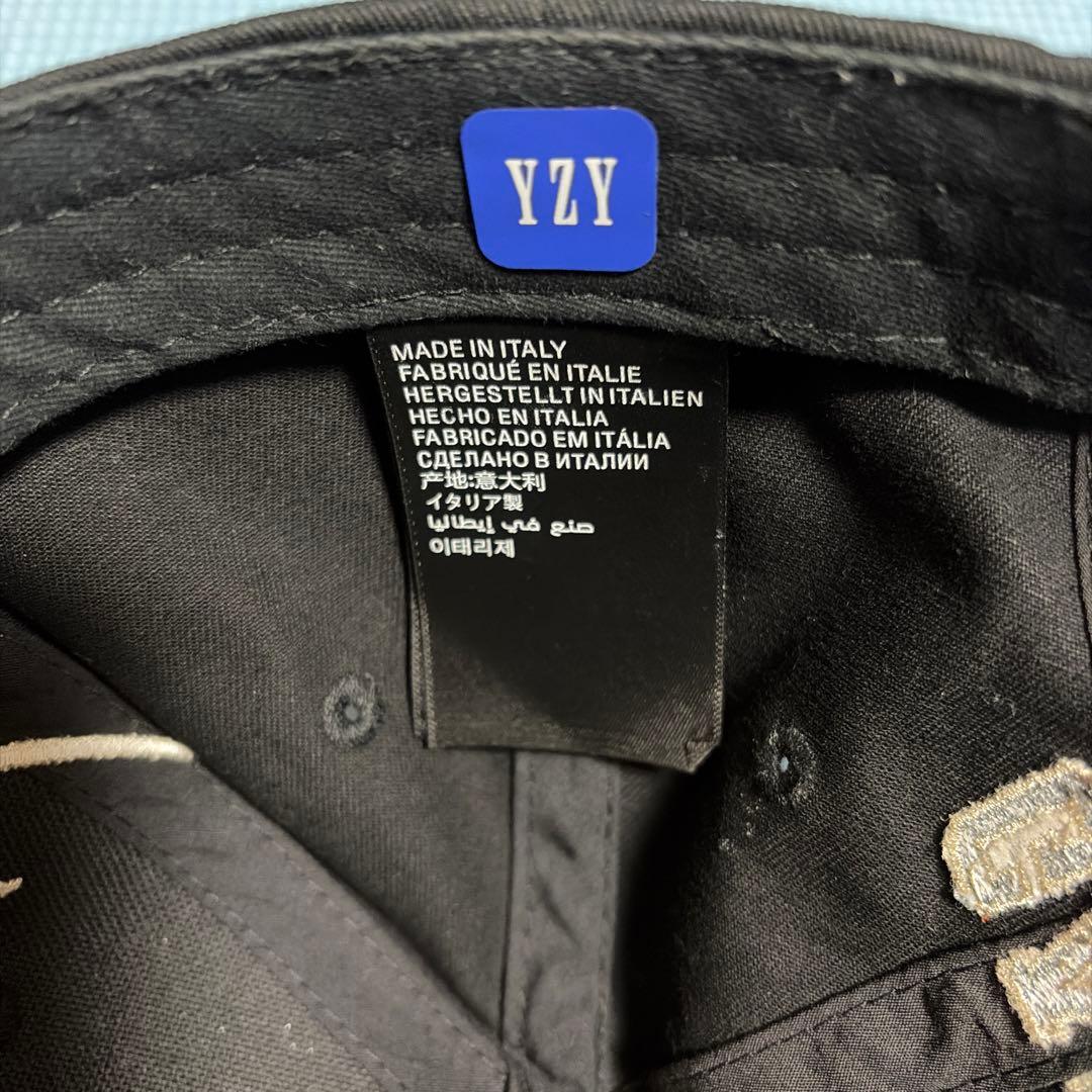 イージー ギャップ キャップ Yeezy Gap Balenciaga
