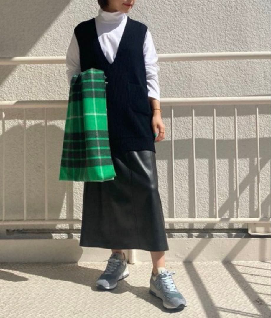 UA別注☆Johnstons ジョンストンズ 大判カシミアストール 未使用
