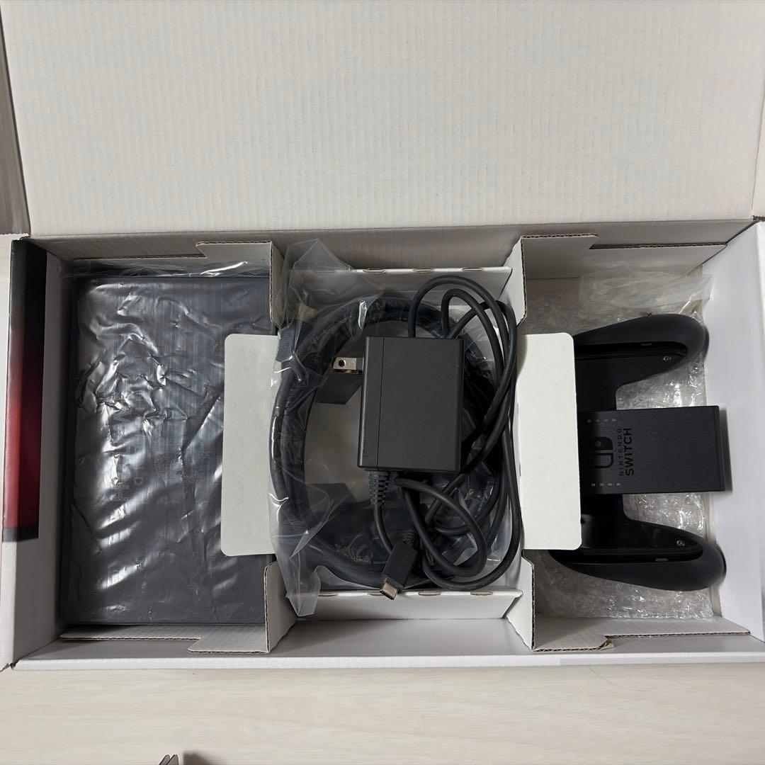 【良品】Nintendo Switch 本体 ネオンブルー・レッド