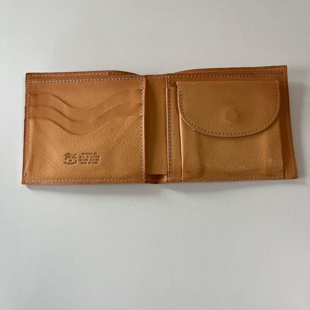 新品　イルビゾンテ　二つ折り財布　レザー　牛革　小銭入れ有り　レッドxヌメ未使用