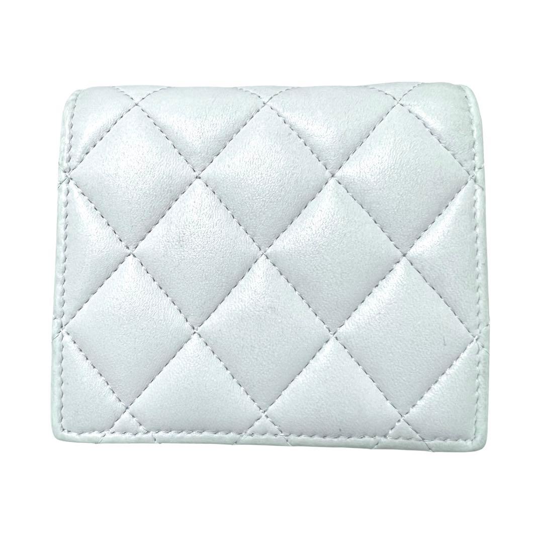 シャネル CHANEL ラムスキン ン マトラッセ 二つ折り財布 コンパクト財布