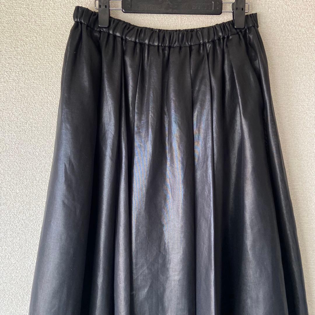 大きいサイズ 23区 グロッシーボイルタックスカート　44 黒　ブラック