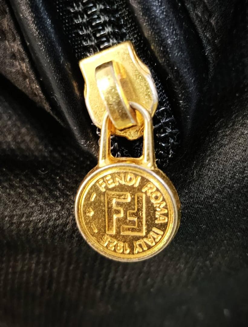 FENDI 黒　ミニボストンバッグ　ハンドバッグ　ショルダーバッグ　2way