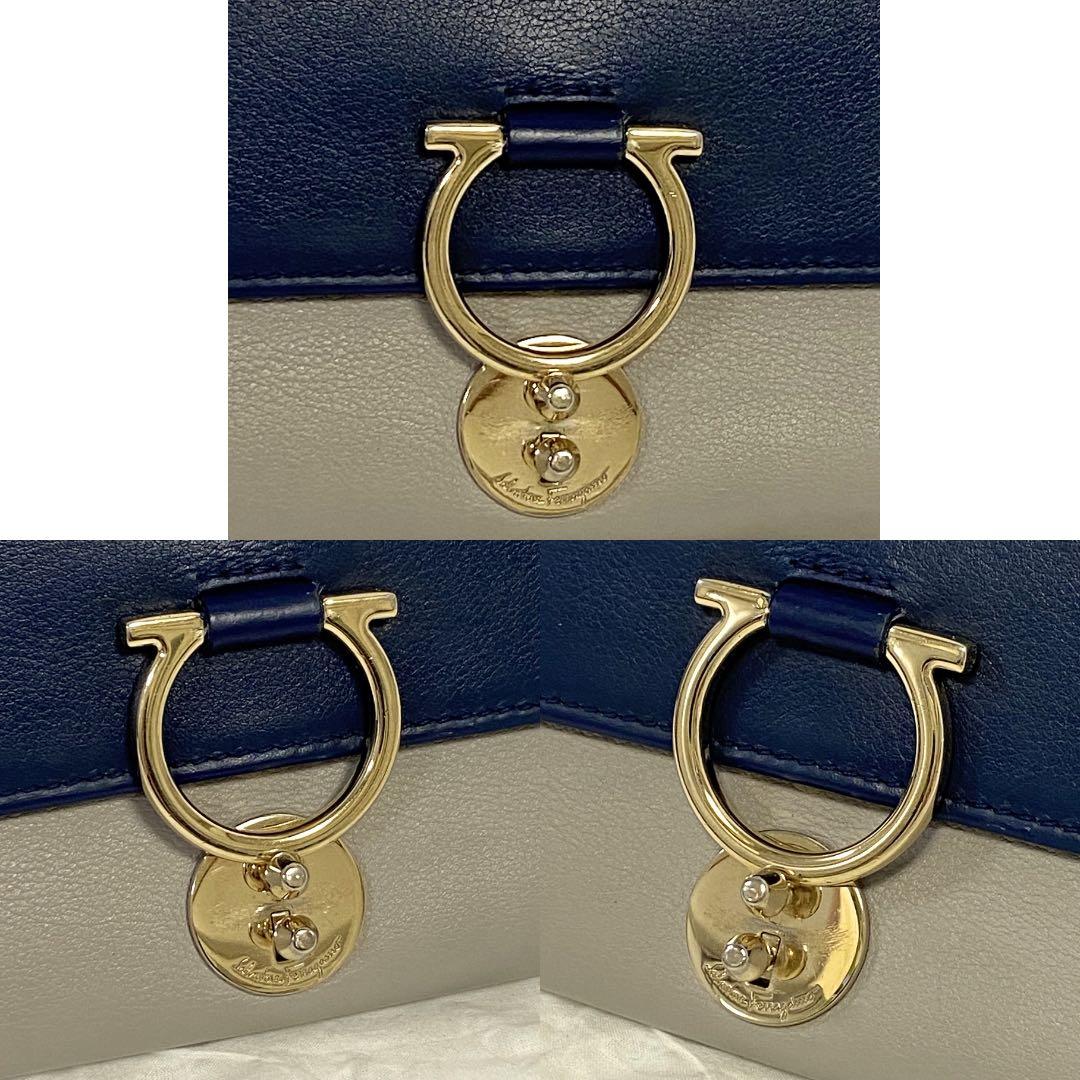 【良品】Salvatore Ferragamo 二つ折り財布 ネイビー 金 金具