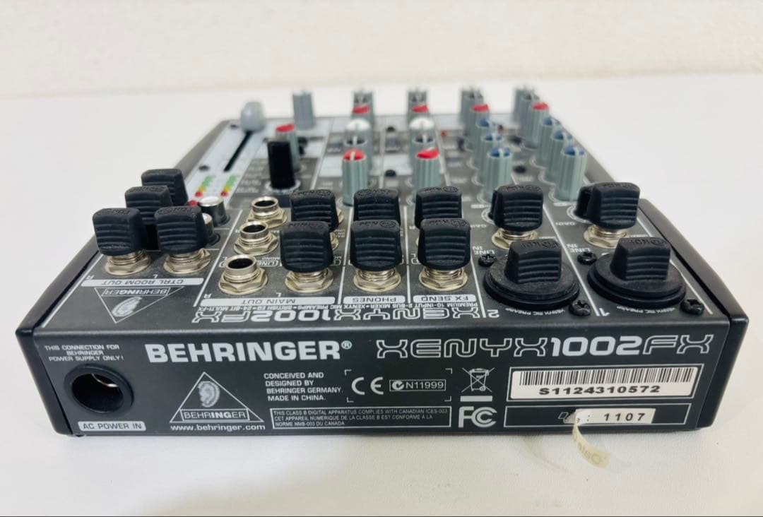 BEHRINGER ベリンガー　XENYX 1002 アナログミキサー