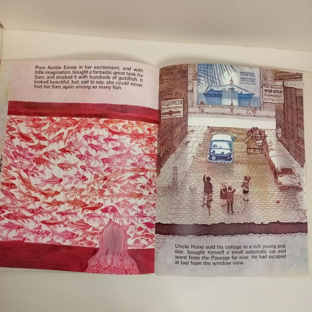 キーピング絵本「Railway Passage たそがれえきのひとびと」2冊