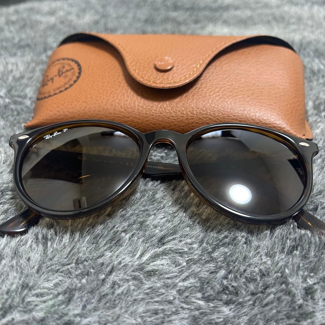 【美品】Ray-Ban RB4305F 710/83 サングラス
