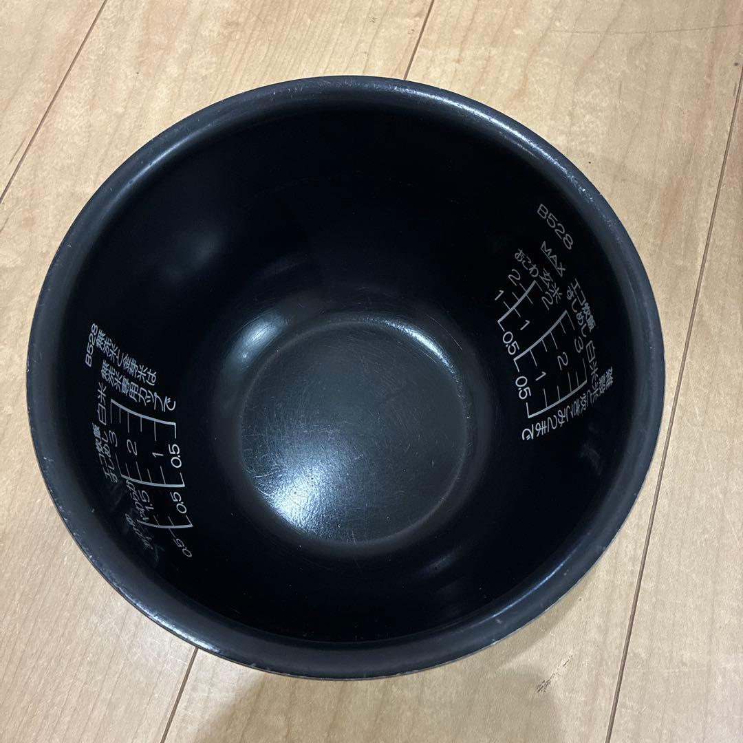 【美品】象印 圧力IH炊飯器 NP-RM05 3合炊き 白米/玄米/雑穀米対応