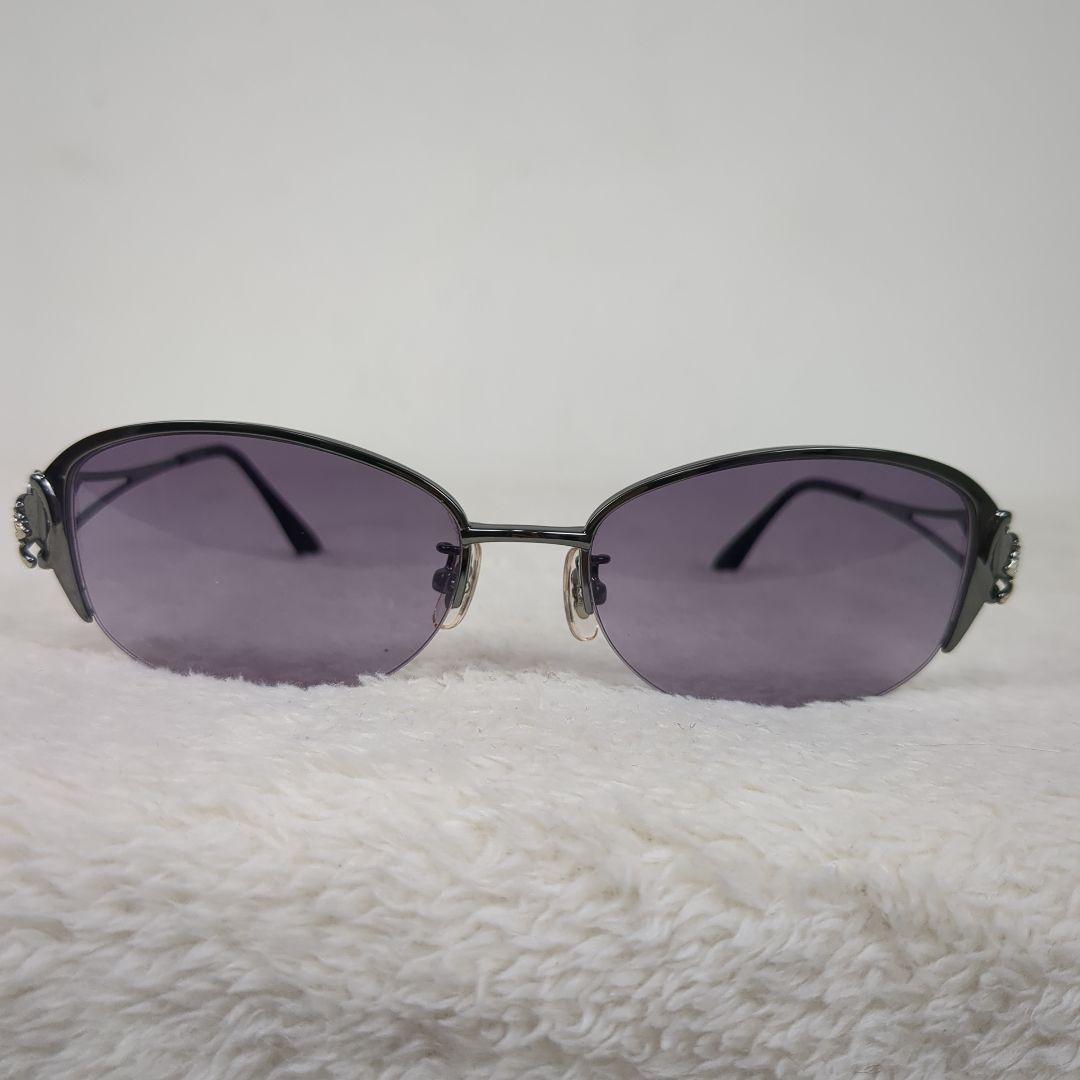 【美品】Salvatore Ferragamo　花　フラワー　シルバー　ビジュー