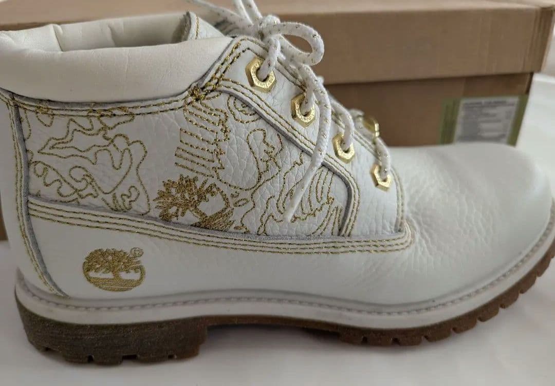 Timberland ティンバーランド　ホワイトブーツ レディース