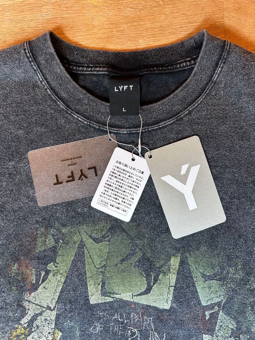 【新品未使用】 LYFT バットマン ダークナイト　Tシャツ
