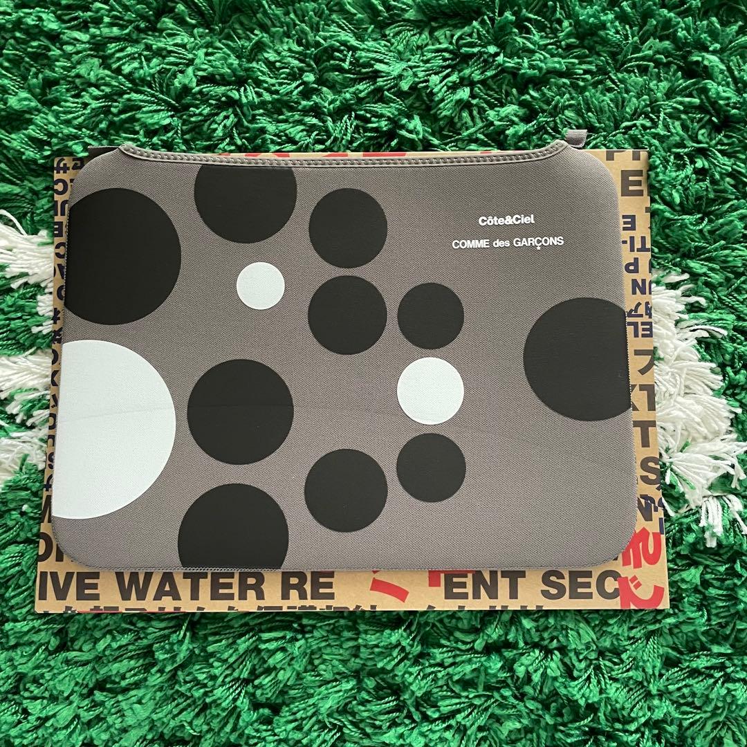 COMME des GARCONS MacBook Pro 15 case 灰