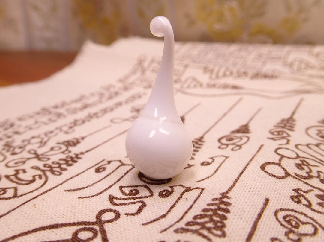 ❄白い鉱石♌ティミーハーン⭐️レクライ♉タイの宝石♎勾玉♋プラクルアン✨️