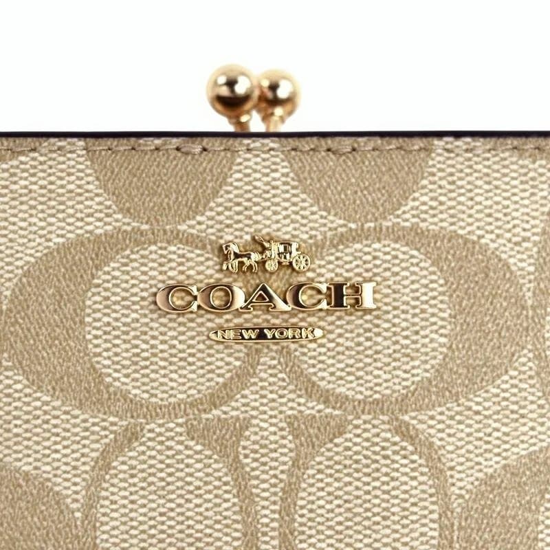 で*を様 COACHコーチキスロック ミディアム C8724 シグネチャーがまぐ