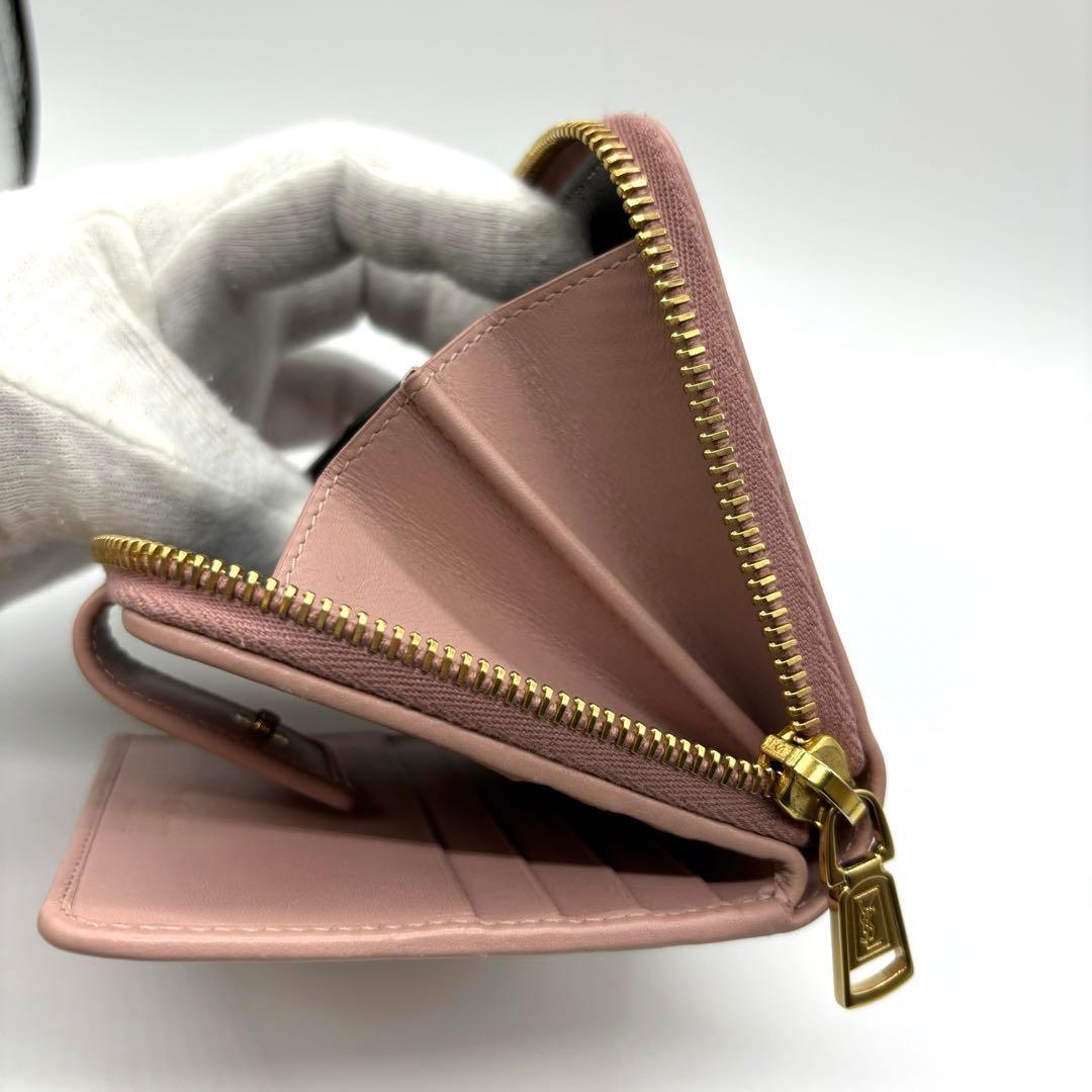 《極美品》イヴサンローラン 二つ折り 財布 レザー カサンドラ エンボスロゴ