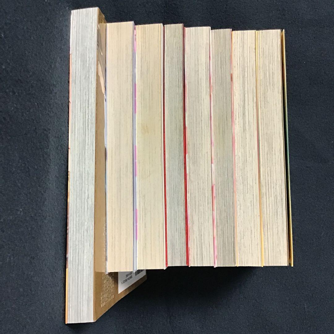 超希少八月薫作品　「ホテルで抱きしめて」、 「アンチックロマンチック」8冊セット