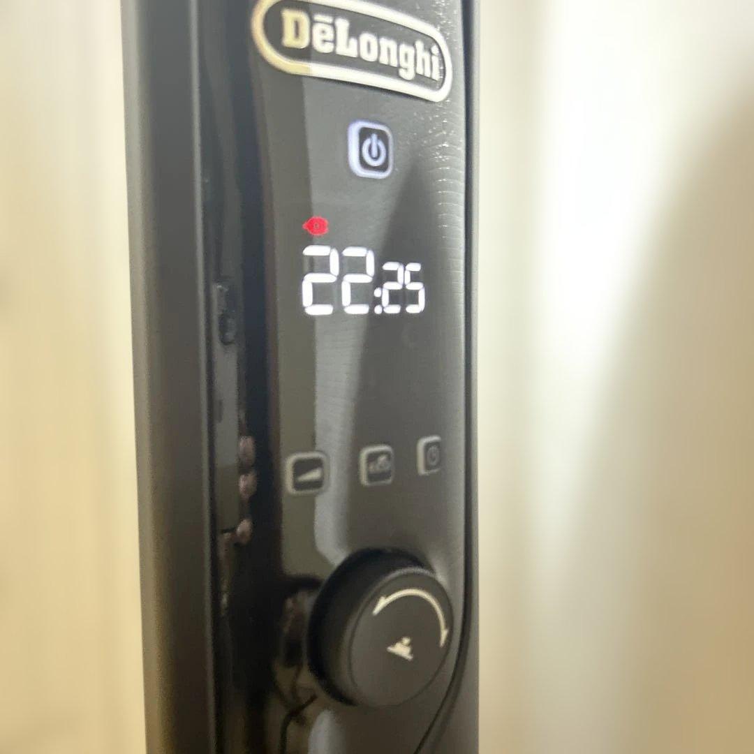 デロンギ　オイルヒーター　ゼロ風暖房　最上位モデル　 MDHU15-BK