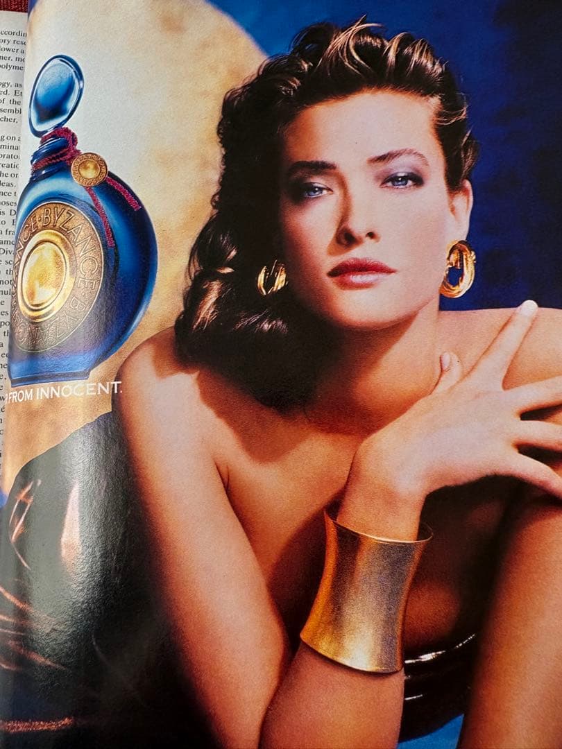 VOGUE UK版　レア1989年10月特大号　クラウディア・シファー