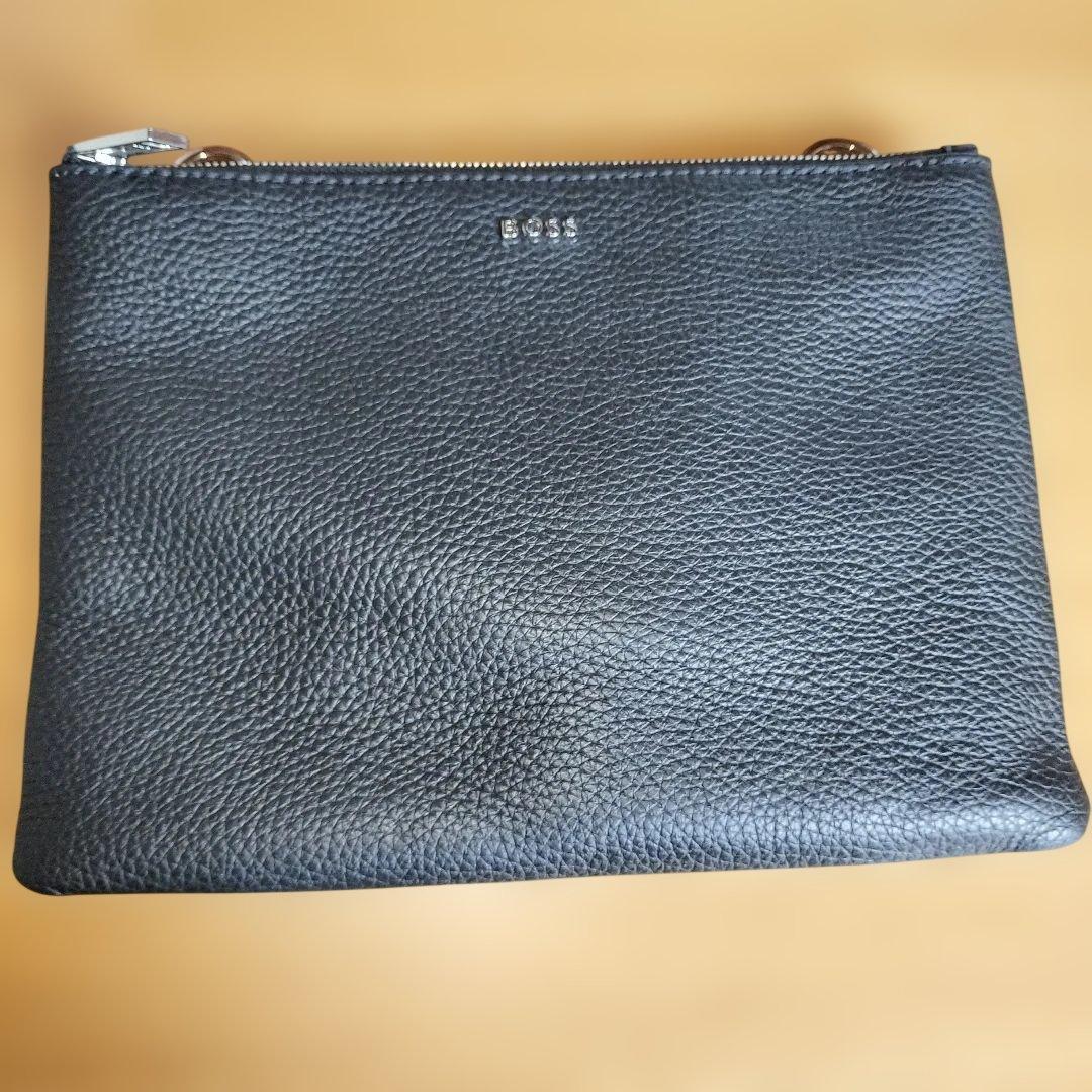 BOSS 黒 レザー ショルダーバッグ