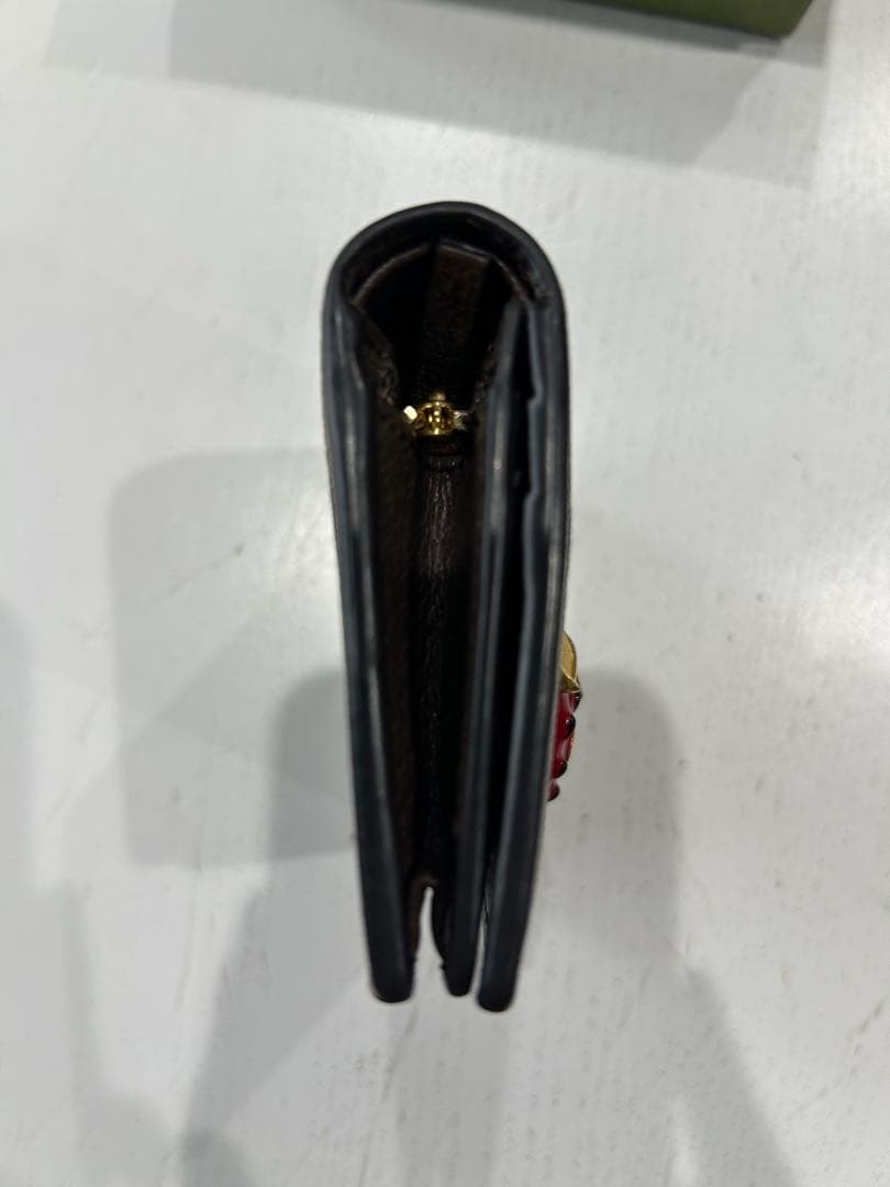 Gucci ストロベリーモチーフ 二つ折り財布