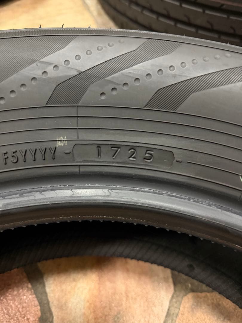 引取可・ヨコハマADVAN V03 225/65R17 タイヤ 4本セット