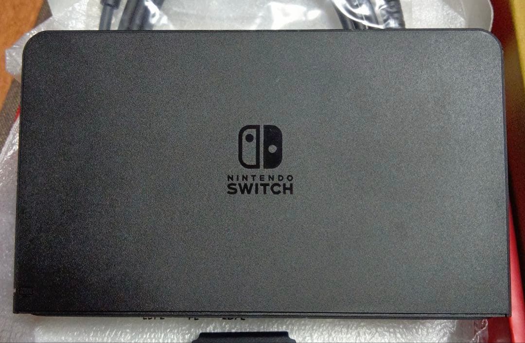 【中古・注意あり】Nintendo Switch 有機ELモデル SDカード付