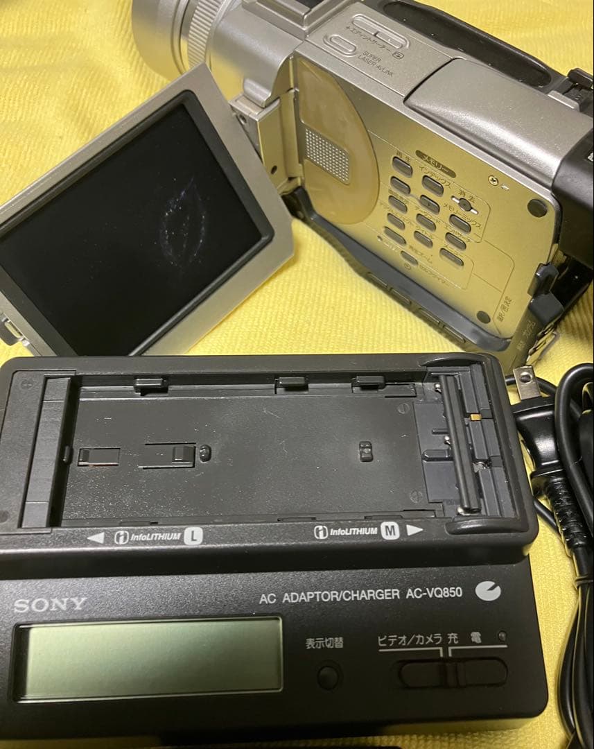 ソニー ビデオカメラ DCR-TRV20 ミニDVテープ仕様 液晶画面劣化作動機