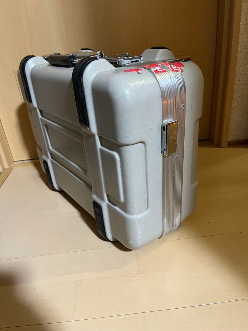 PROTEX プロテックス　カメラケース　スーツケース　ライトグレー　中古品