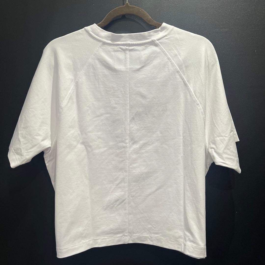 HILLOT EMIL ホワイト Tシャツ　ヘリオットエミル