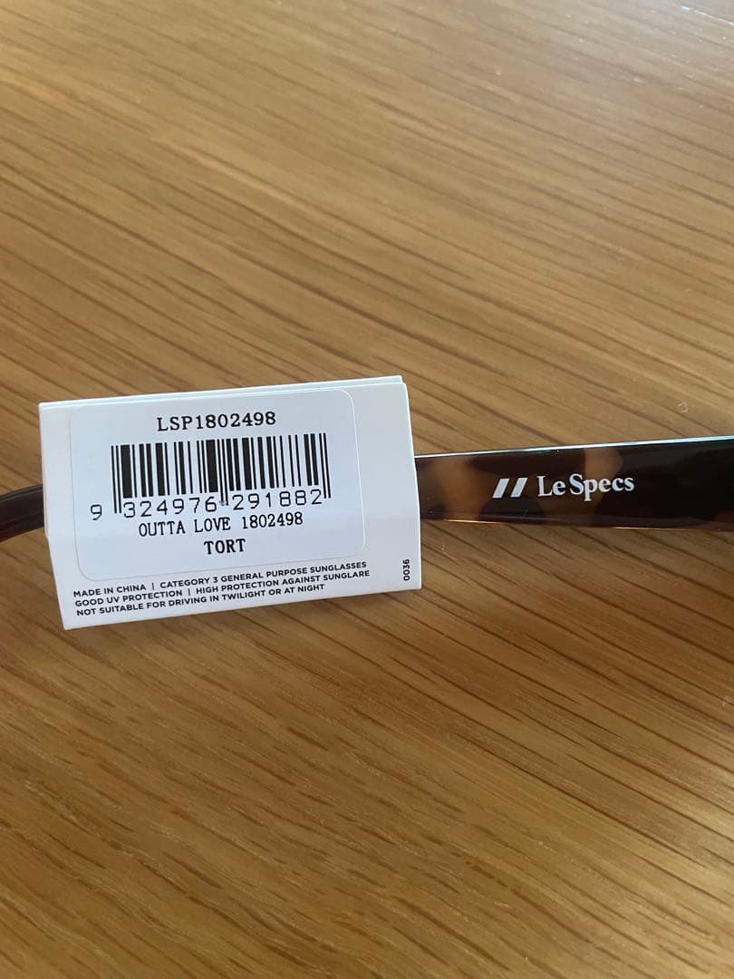 新品　大人気　Le Specs outta love Tort サングラス