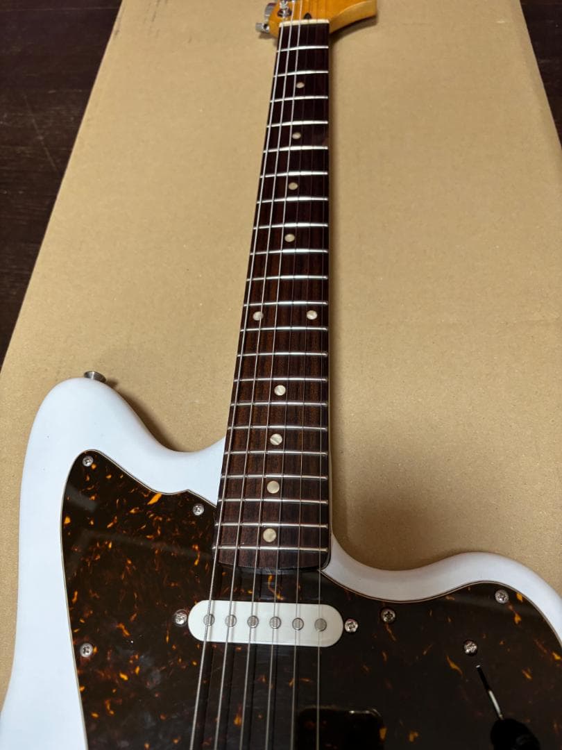 Fender Squire Jagmaster　改