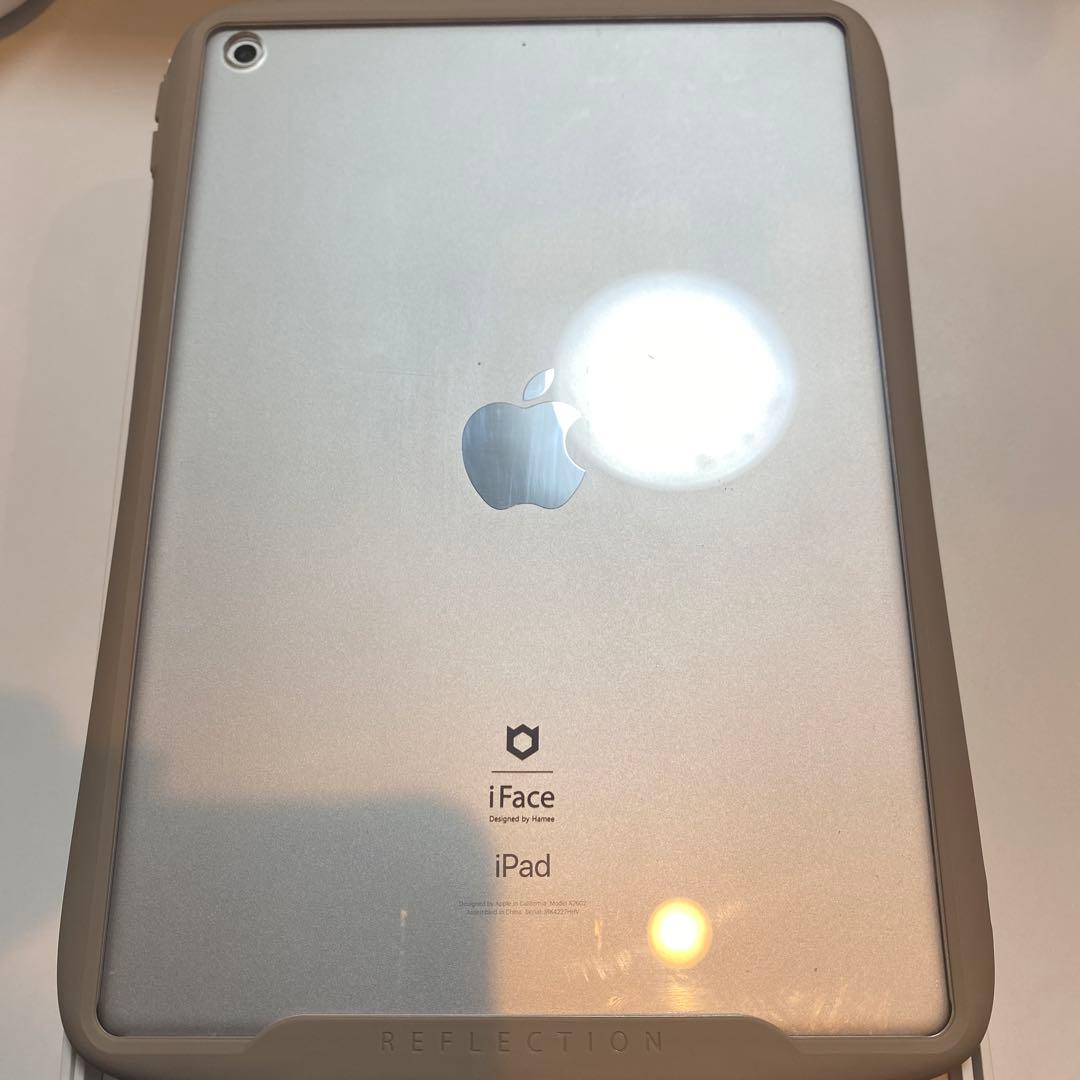 iFace カバー付きiPad 第9世代 シルバー Wi-Fiモデル 64gb
