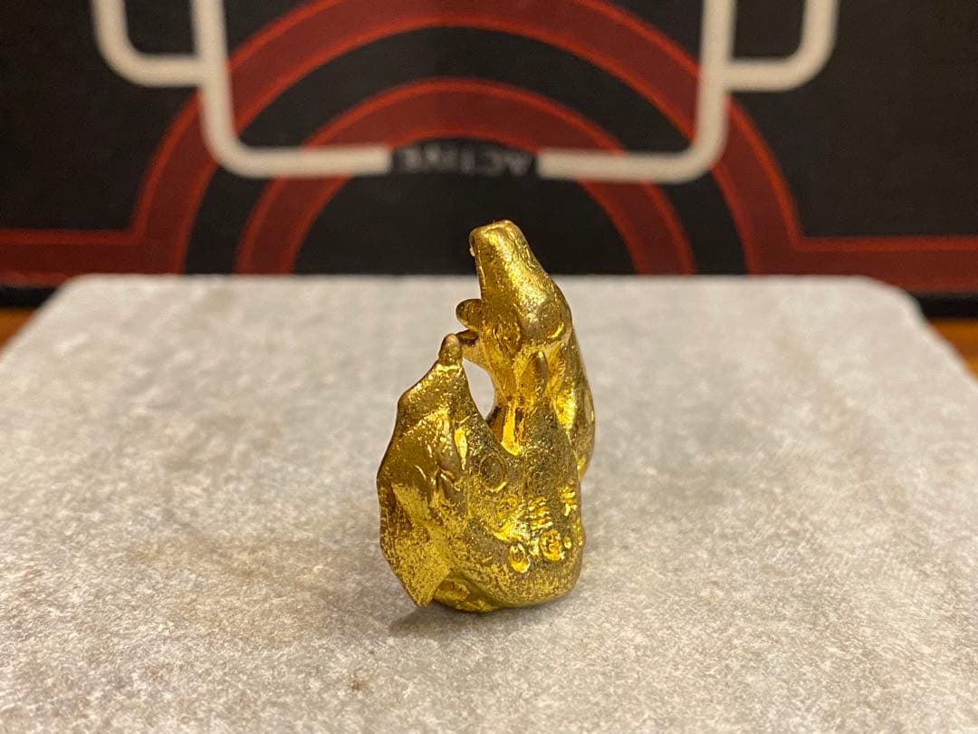ポケモンメタルコレクション　金のリザードン　ゴールド　初代　希少品