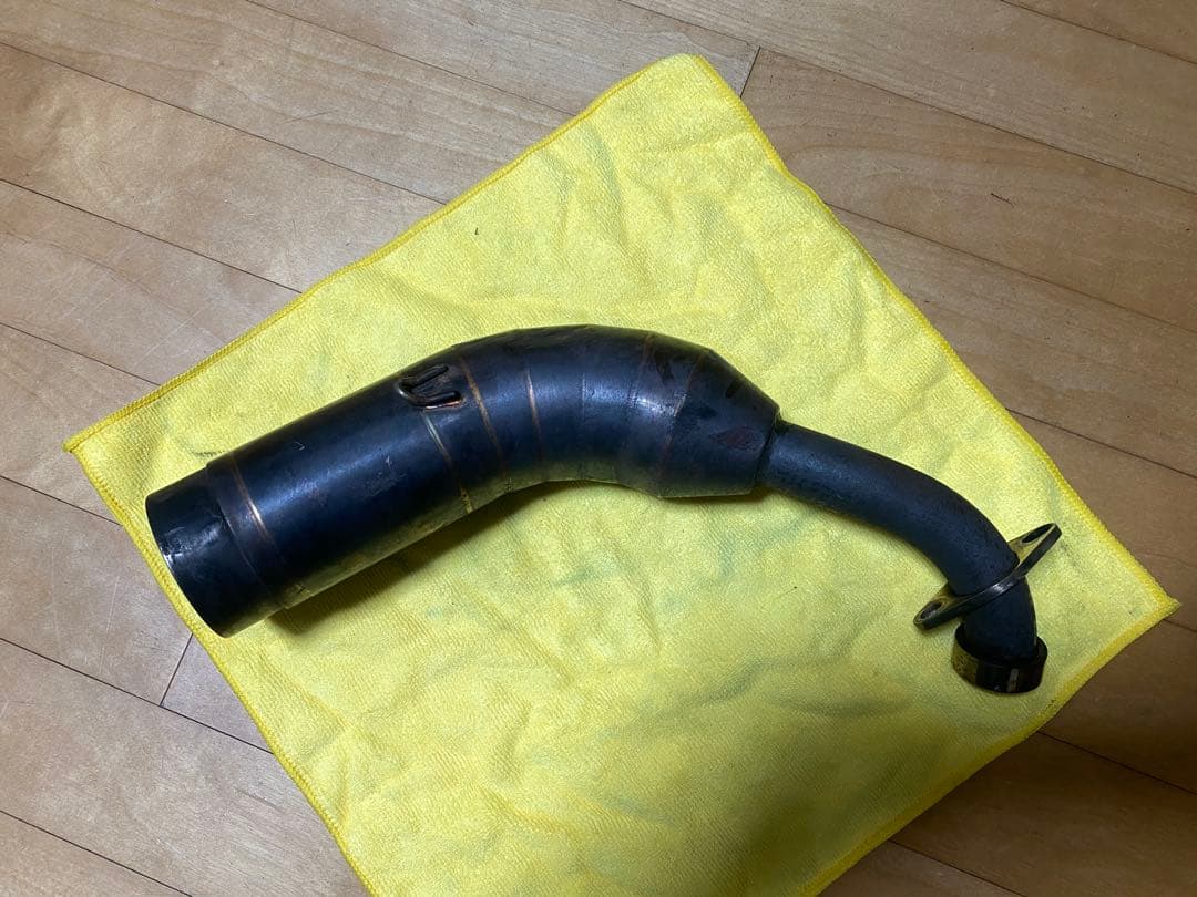 値下げしました 早い物勝ちですよ￼ Wirus Winのカーボンマフラー