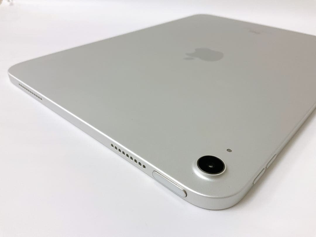 【美品・BT96％】iPad 第10世代 64GB Wifiモデル シルバー