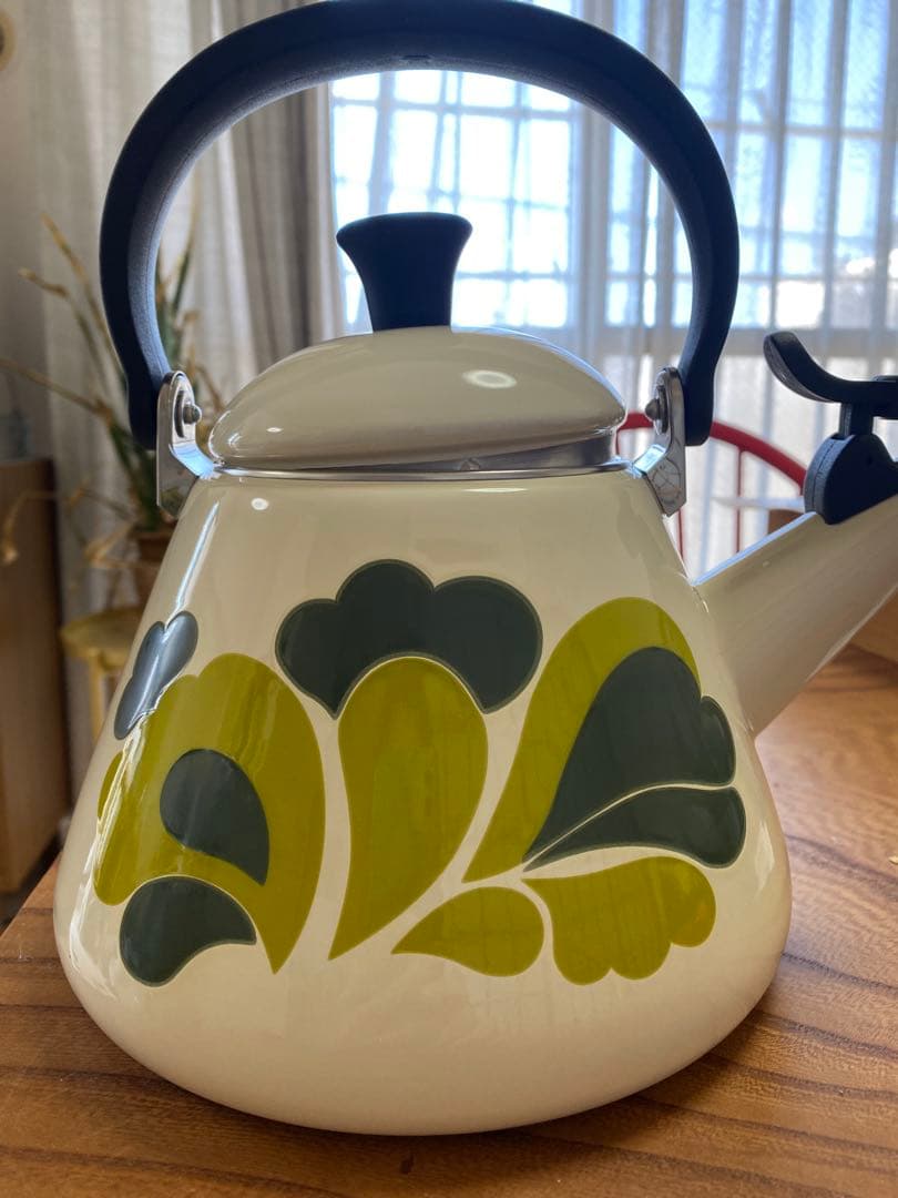 LE CREUSET ホーローケトル ピーコック　グリーン