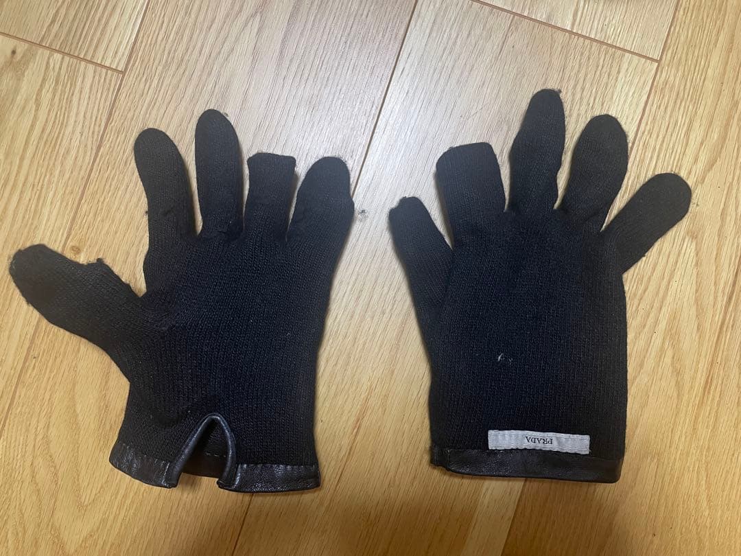 【美品】PRADA レザーグローブ