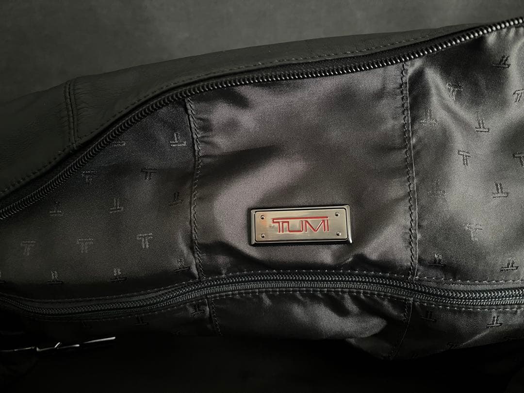希少　TUMI オールレザー　ボストンバッグ　革　ブラック　旅行バッグ