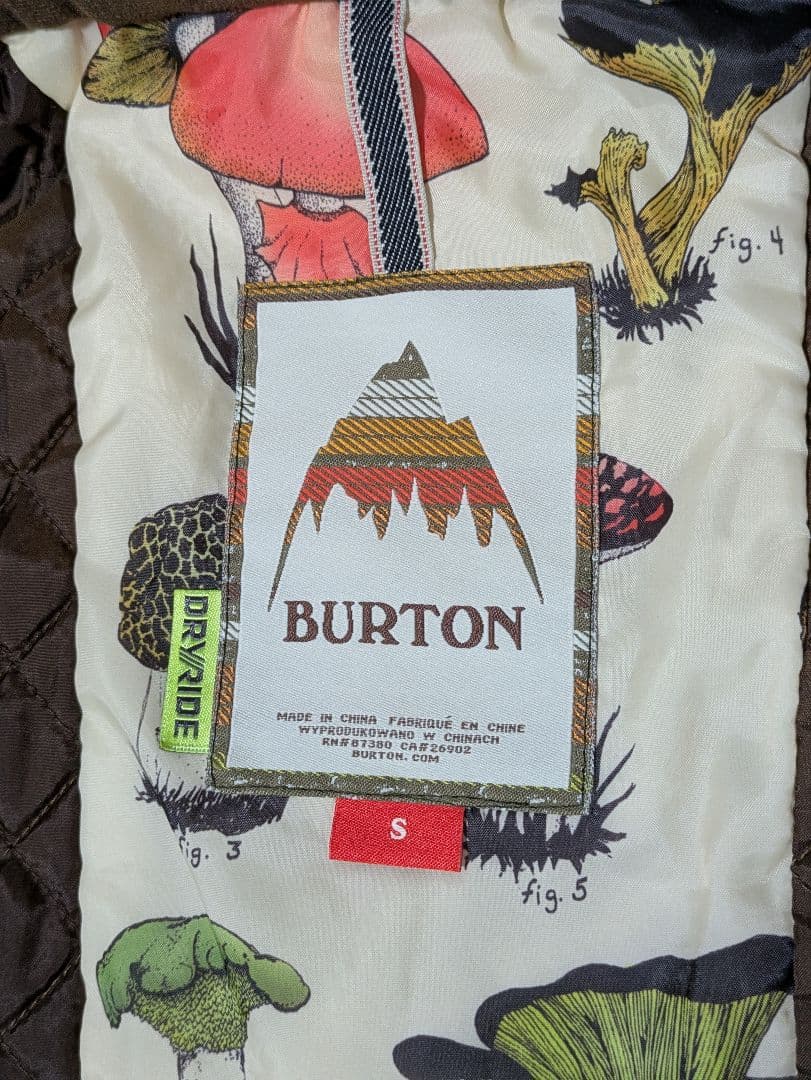 BURTONバートン　スノボードスノボースキーウェア　サイズS