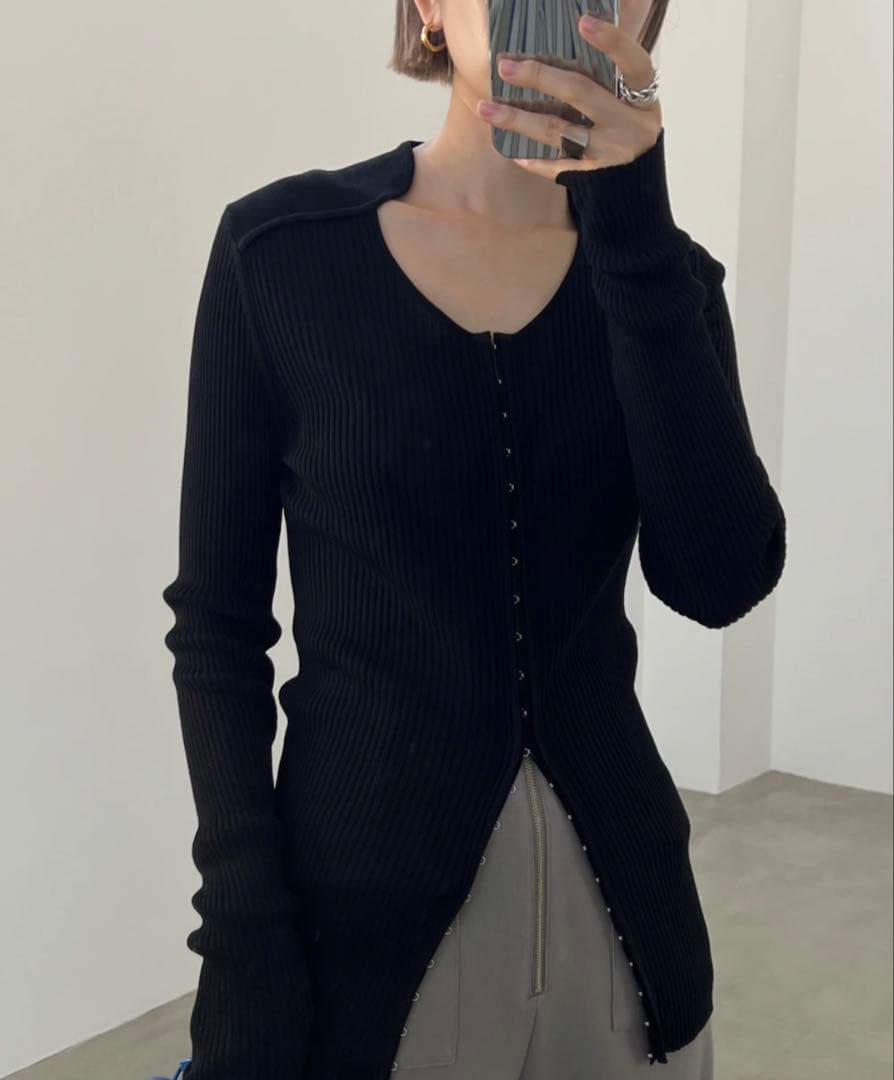 最終値下げ✨新品【RIM.ARK】 Neckdesign slim knitCD
