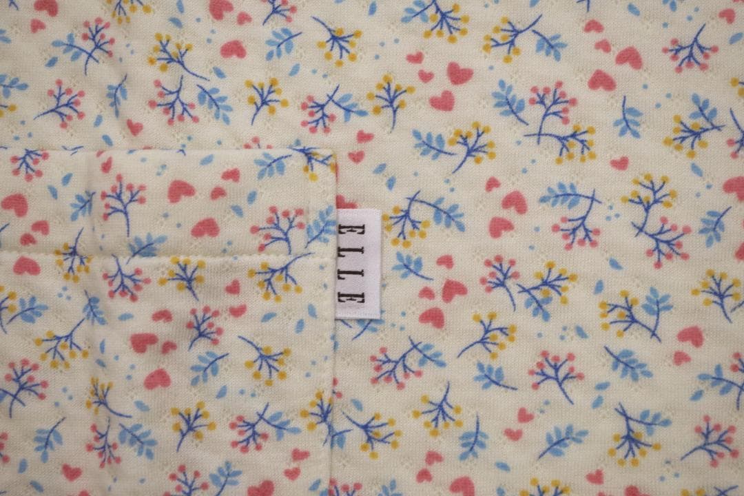 【新品】エルELLE　秋冬物あったかい中わた入り パジャマ（M)